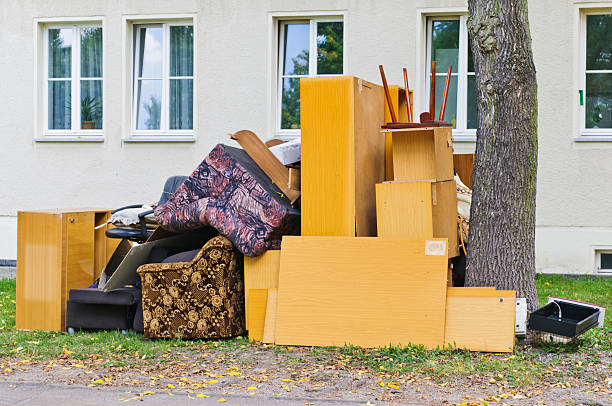 Best Commercial Cleanout Services  in Edinburg, VA